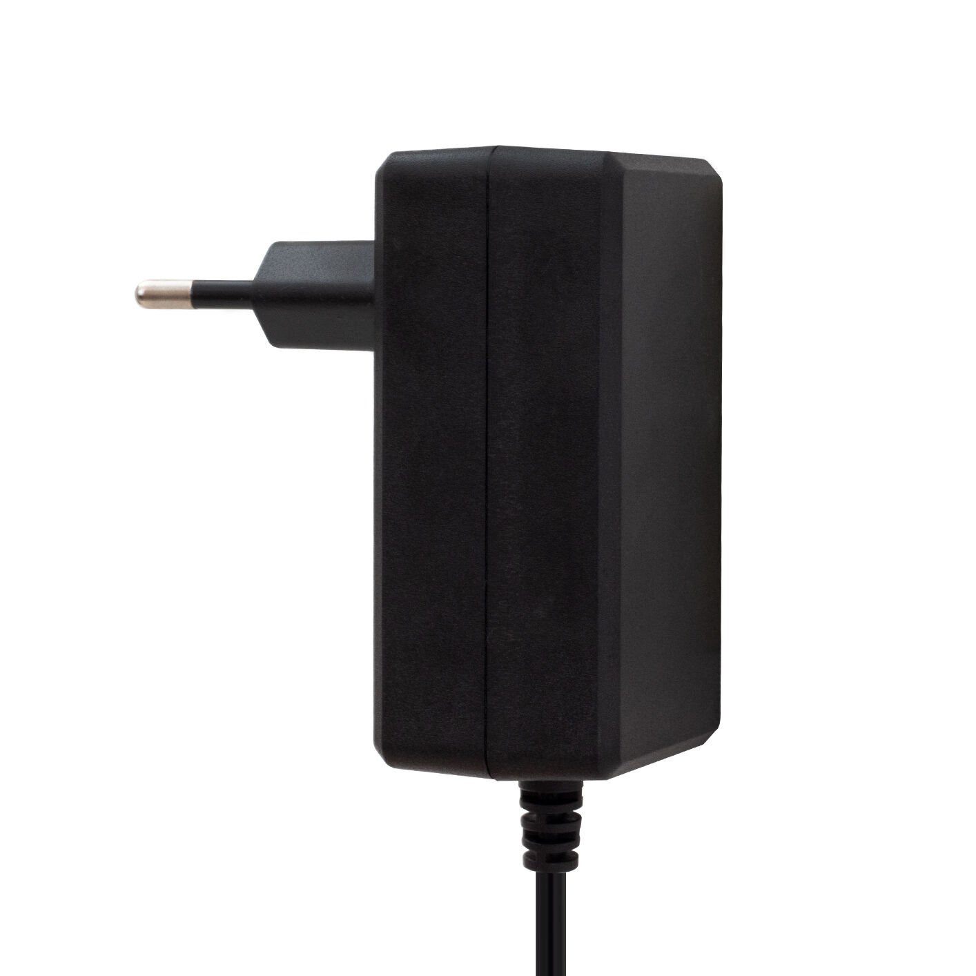 9 VOLT - 2 AMPER İNCE 2.5*0.7 UÇ YERLİ ÜRETİM TABLET PC ADAPTÖRÜ