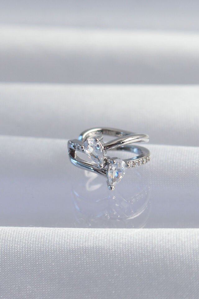 Özel Seri Pirinç Gümüş Renk Zirkon Taşlı Damla Earcuff Küpe