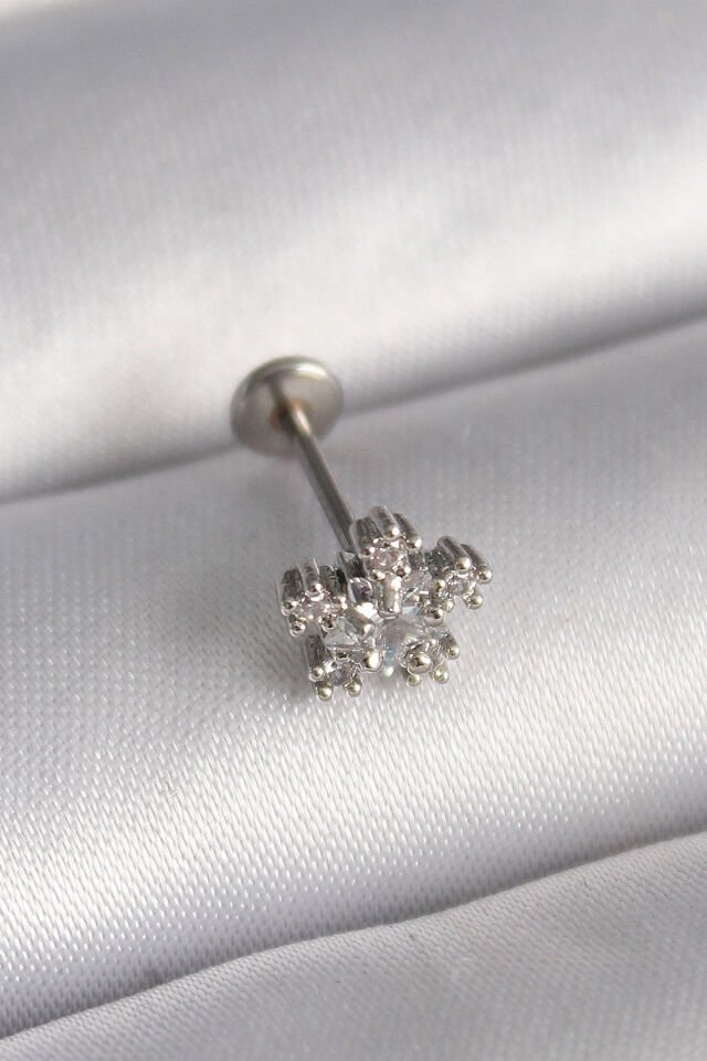 316L Çelik Gümüş Renk Zirkon Taşlı Model Tragus Piercing