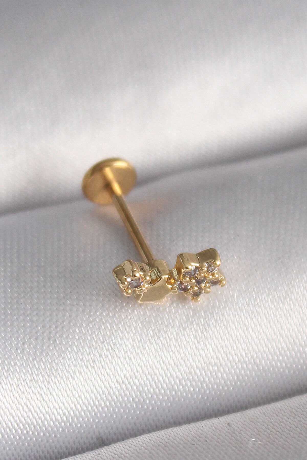 316L Çelik Gold Renk Zirkon Taşlı Model Tragus Piercing