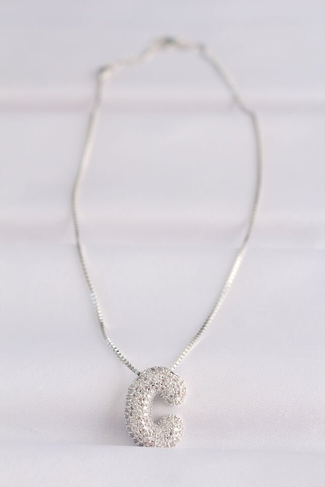316L Çelik Özel Seri   Zincirli Zirkon Taşlı C Harfli Silver Renk Bubble Kolye