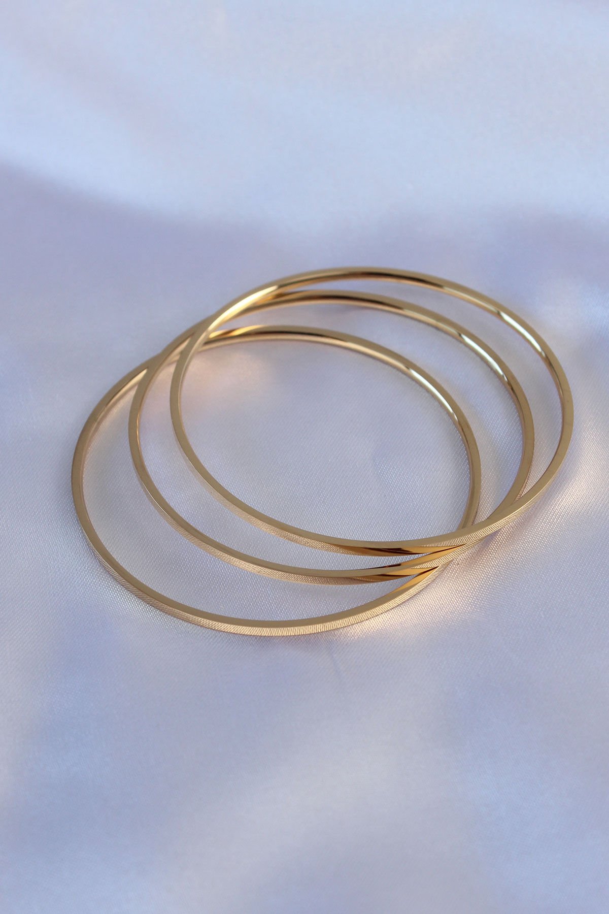 316L Çelik Özel Seri  Gold Renk  Ajda Model Kadın 60 mm Bilezik