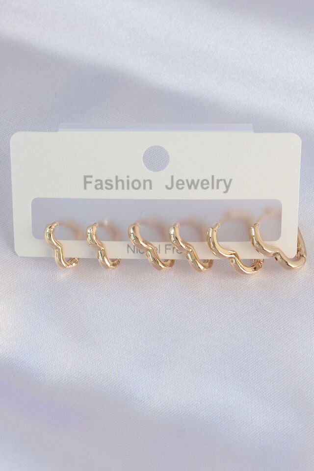 Pirinç  Gold Renk Kalp Model Küpe Seti