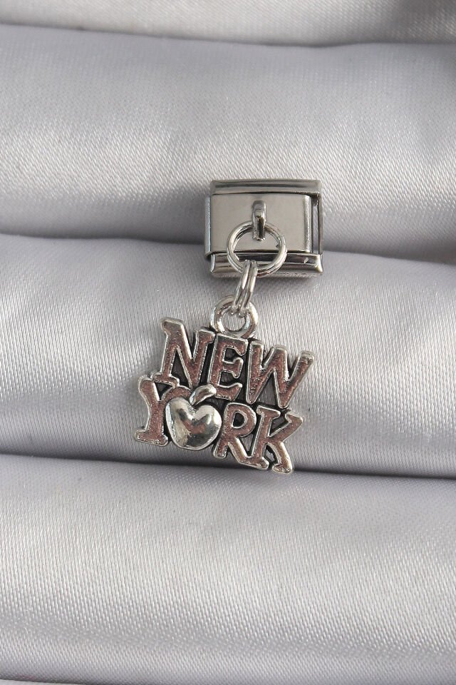 316L Çelik Gümüş Renk Sallantı M.F.Yazı Model Nomination Charm