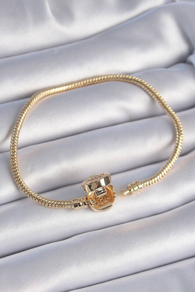 316L Çelik Özel Seri  Zincir Gold Renk Zirkon Taşlı Charm Model Kadın Bileklik