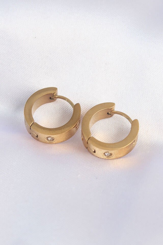 316L Çelik Özel Seri   Gold Renk Zirkon Taşlı Minimal Cartier Model Halka Küpe